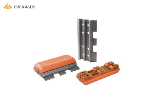 552x332_poly track pad